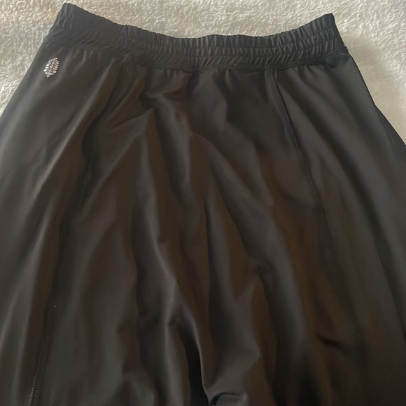 Free People Black Joggers - Picture 4 of 6